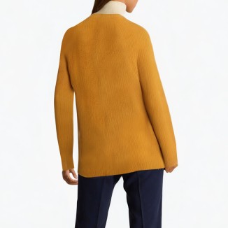 long loose v-shaped sweater cardigan