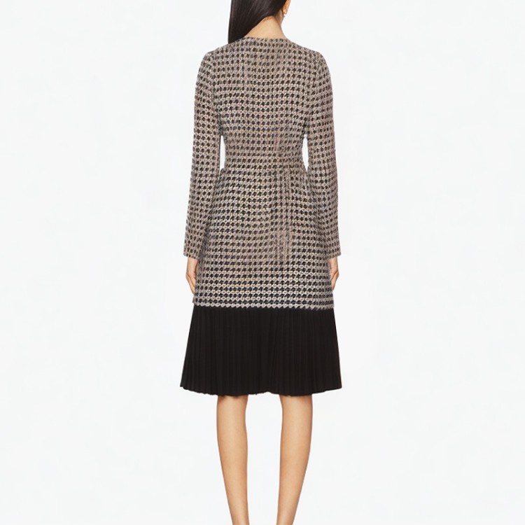 Round neck long-sleeved plaid black and white color dress
