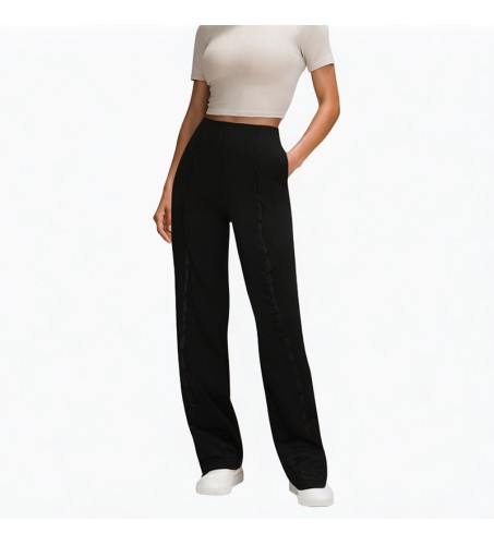 Casual and fashionable one-piece jumpsuit